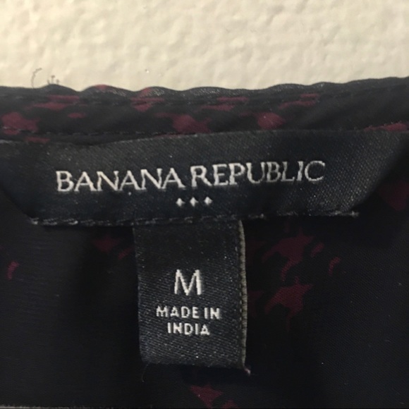 Banana Republic semi-sheer houndstooth blouse - Picture 3 of 4